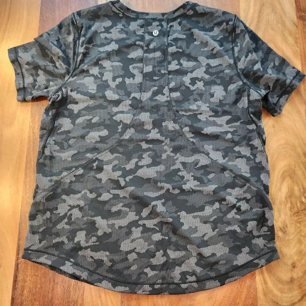 Lululemon Long Distance Short Sleeve - Picture 2 of 5